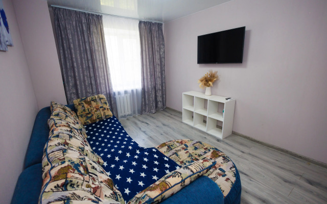 Na Naberezhnoy Flat
