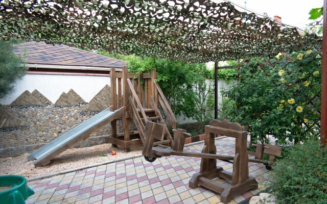 Svetoch Guest House