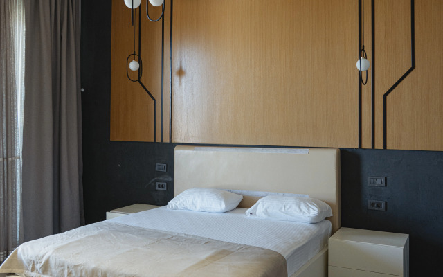 Shani Resort & Villas Hotel