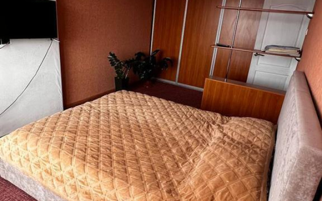 Квартира на проспекте Дружбы Народов 58