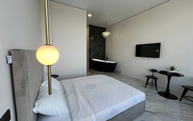 Ot Elitkhaus24 V Samom Vysokom Zdanii Status Apartments