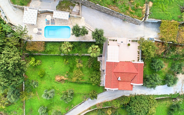 Вилла Chrysallis Heated Pool