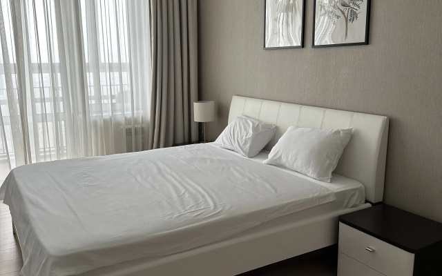 Квартира Krasroom с 3 комнатами в ЖК Параллели