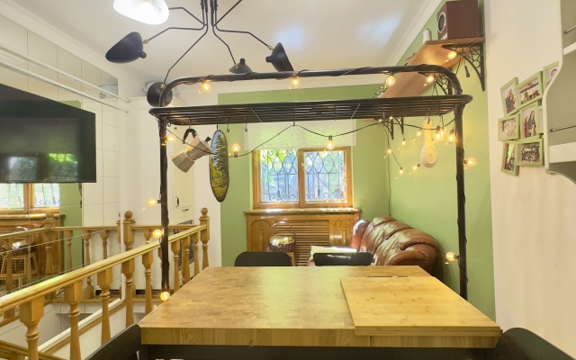 U Kitayskoy Besedki Guest House