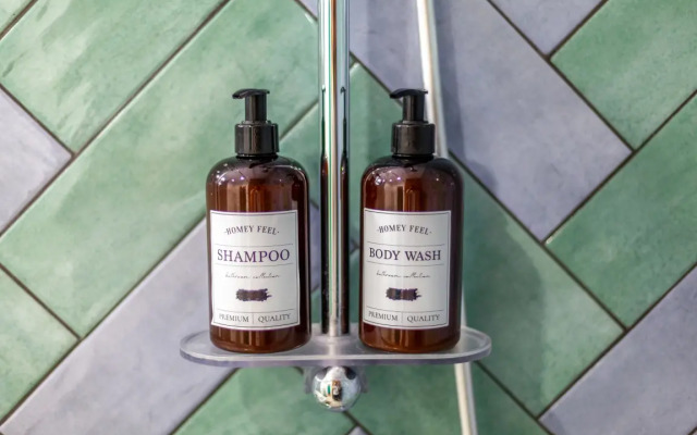 Апартаменты RentPlaza c панорамным видом на город 1