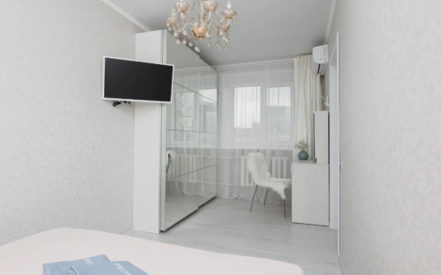 Na Universitetskoy 12/23 Apartments