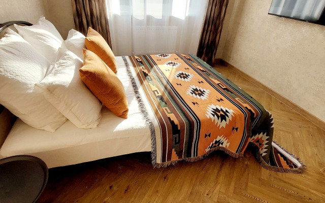 Квартира Двухуровневая в центре возле набережной