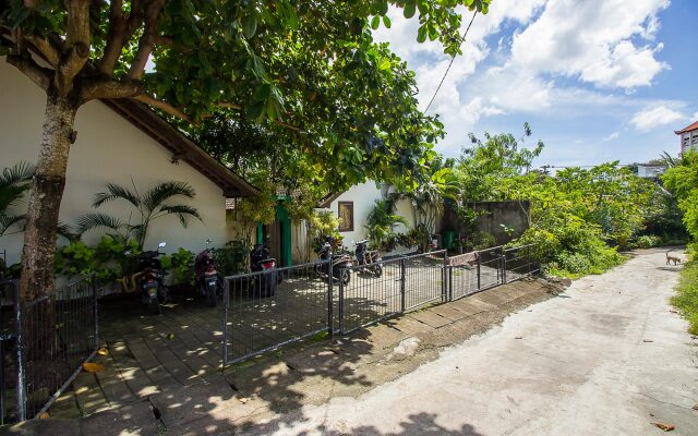 Umanede Jimbaran Guesthouse