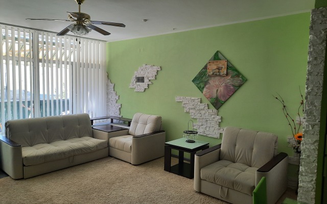 Asmi Apartments