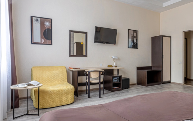 Vintage Hotel