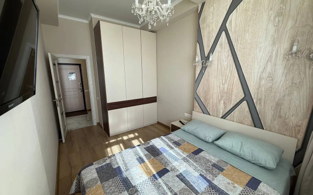 687 Na Krymskoy 89 Apartments