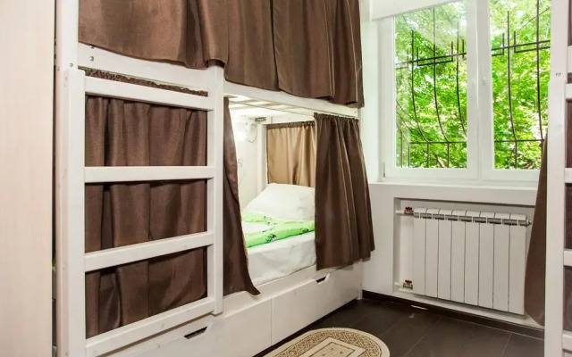 Хостел Планета