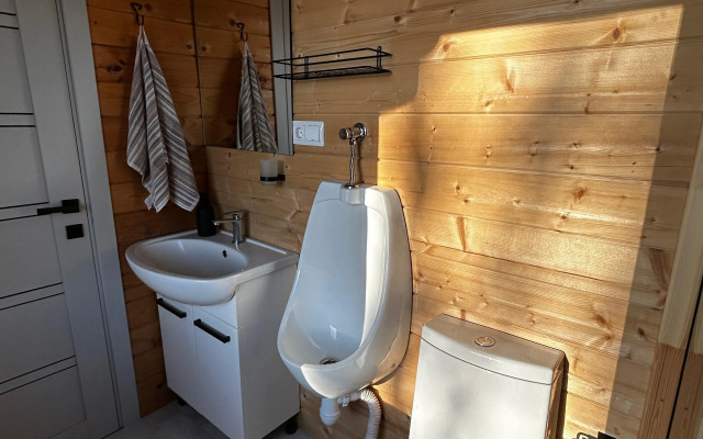 Частный Дом с баней в хвойном лесу на 20 сотках