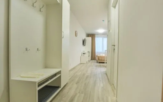 Na Ulitse Salova, 61 0906 Flat