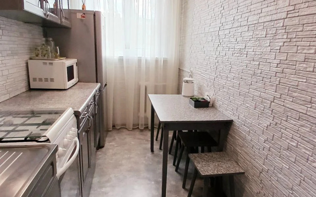 Квартира Двухкомнатная Большакова 99