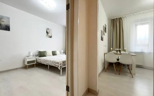 Uyutnaya I Svetlaya U Metro Flat