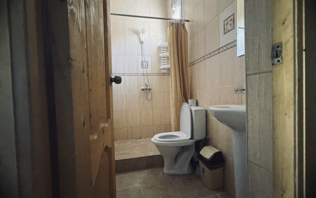 Lad Guest House