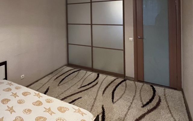 3-Kh Komnatnaya S Kaminom I Dzhakuzi Flat