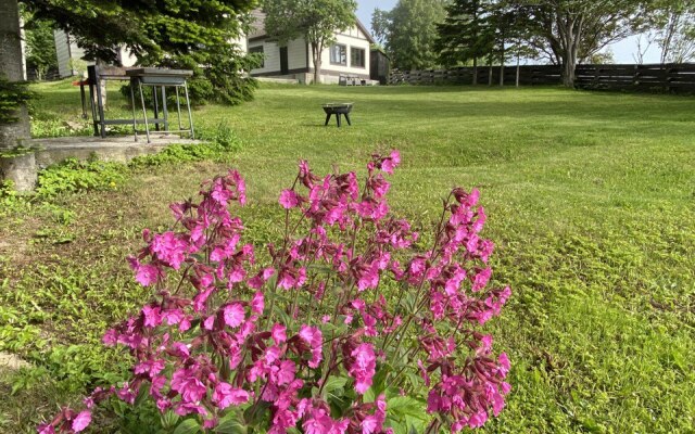 Bay House Sakhalin Guest House