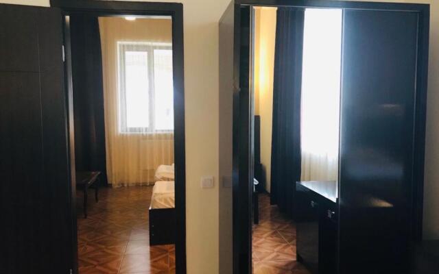 Irise Hotel