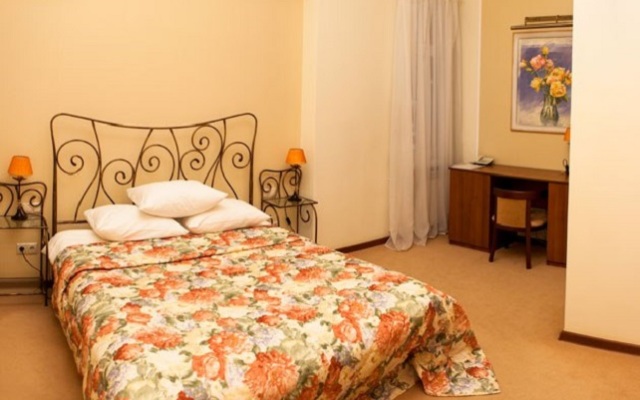 Pride Hotel