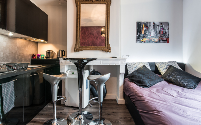Coxy Saxe Gambetta Apartments