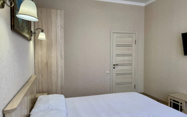 Квартира 121 с балконом в ЖК Черноморский Толстый мыс