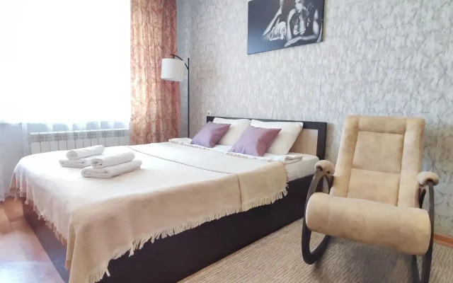 Uyutnaya Svetlaya V Tsentre Flat