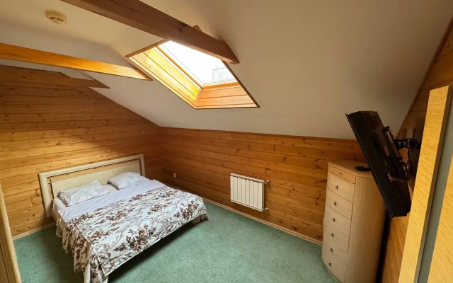 Na Ozere Bannoye Bungalow