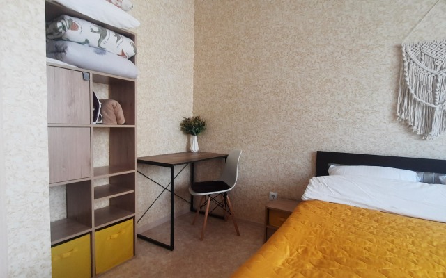 Yevrodvushka na Suvorova 27 Flat