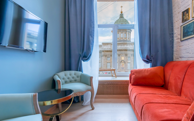 Квартира-студия Русский Балет BookingSPB с видом на Казанский Собор и Канал Грибоедова