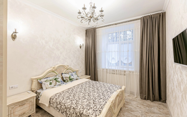 Квартира Двухкомнатная в Центре с Капитальным Ремонтом