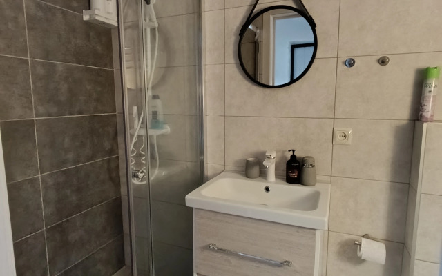 U Morya (Zapadny Plyazh) Flat