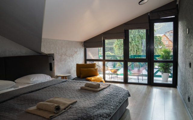 Green Berg 22 Apartment