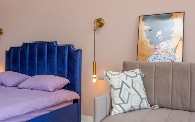 Апартаменты с витражом