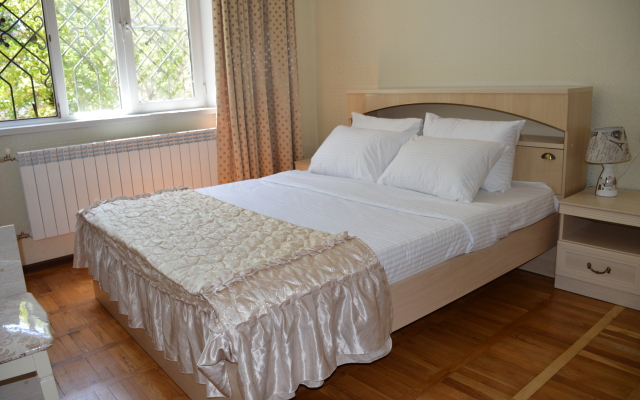 Lotos Guest House