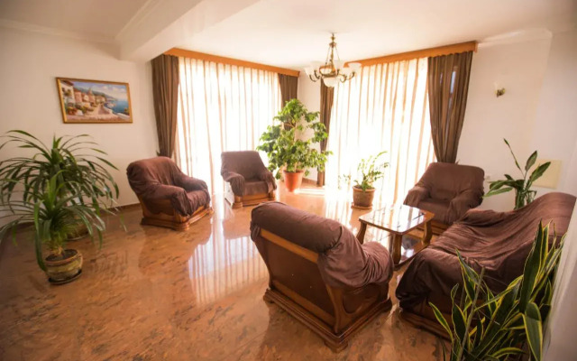 Edem-2 Hotel