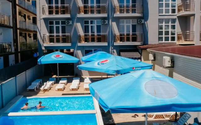 Sedymoye Nebo Hotel