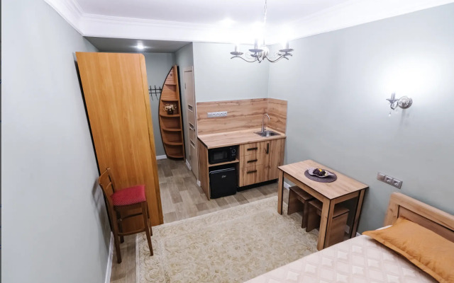 Yantarny Bereg Ryadom S Parkom V Tsentre Goroda Apartmens