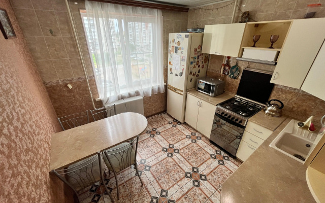 Ryadom s TTs Saturn Apartments
