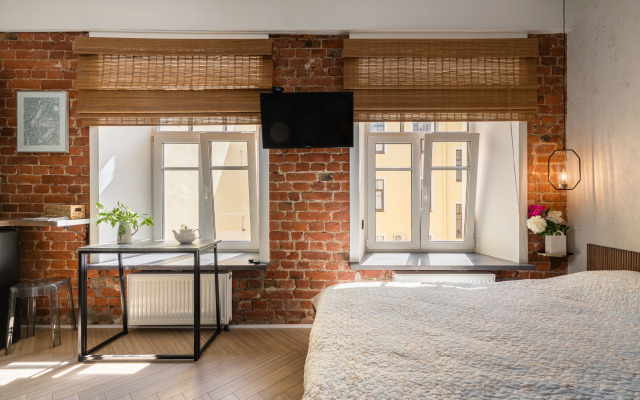 U Vokzala I Naberezhnoy Reki Fontanki Apartments