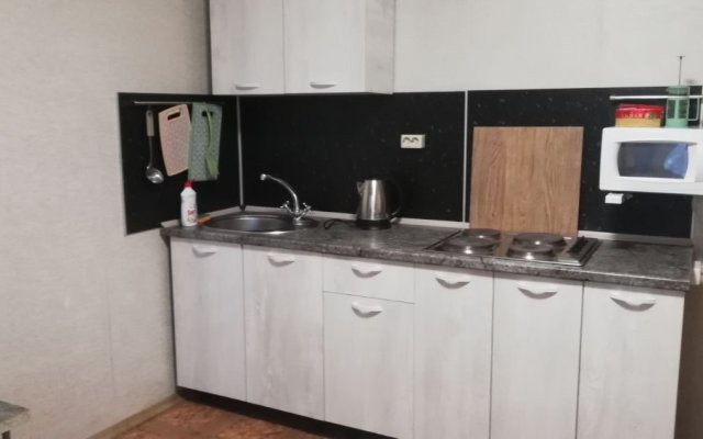 3 "Kvartira Ryadom" Apartments
