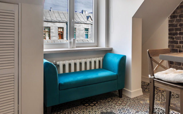 Апартаменты Яркий Лофт с видом на крыши