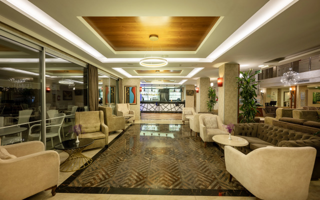 Sealife Family Resort Hotel