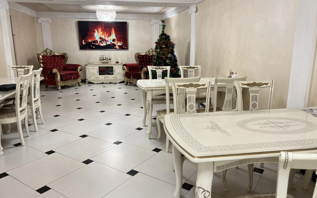 Vnukovo Atlantis Hotel