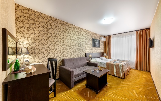 More Hotel