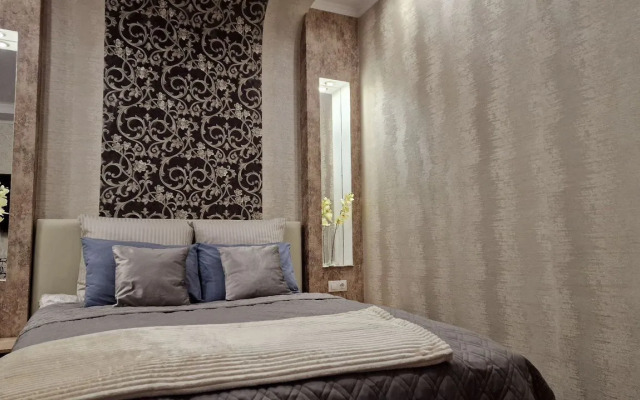 Квартира У Пяти углов 2