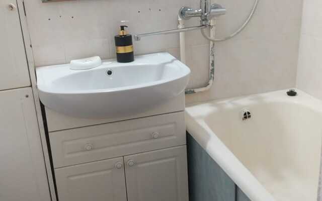 Kvart_renta Na Osennem Bulvare 15-2 Flat
