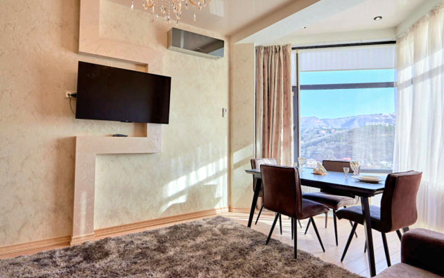 Апартаменты Green Park 92 с террасой