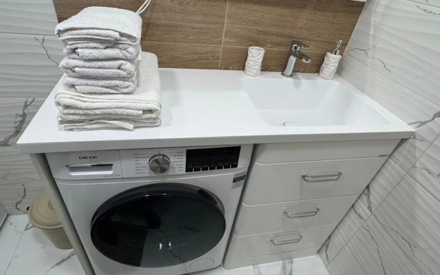 Dvukhkomnatnaya V Zhk Letniy Flat